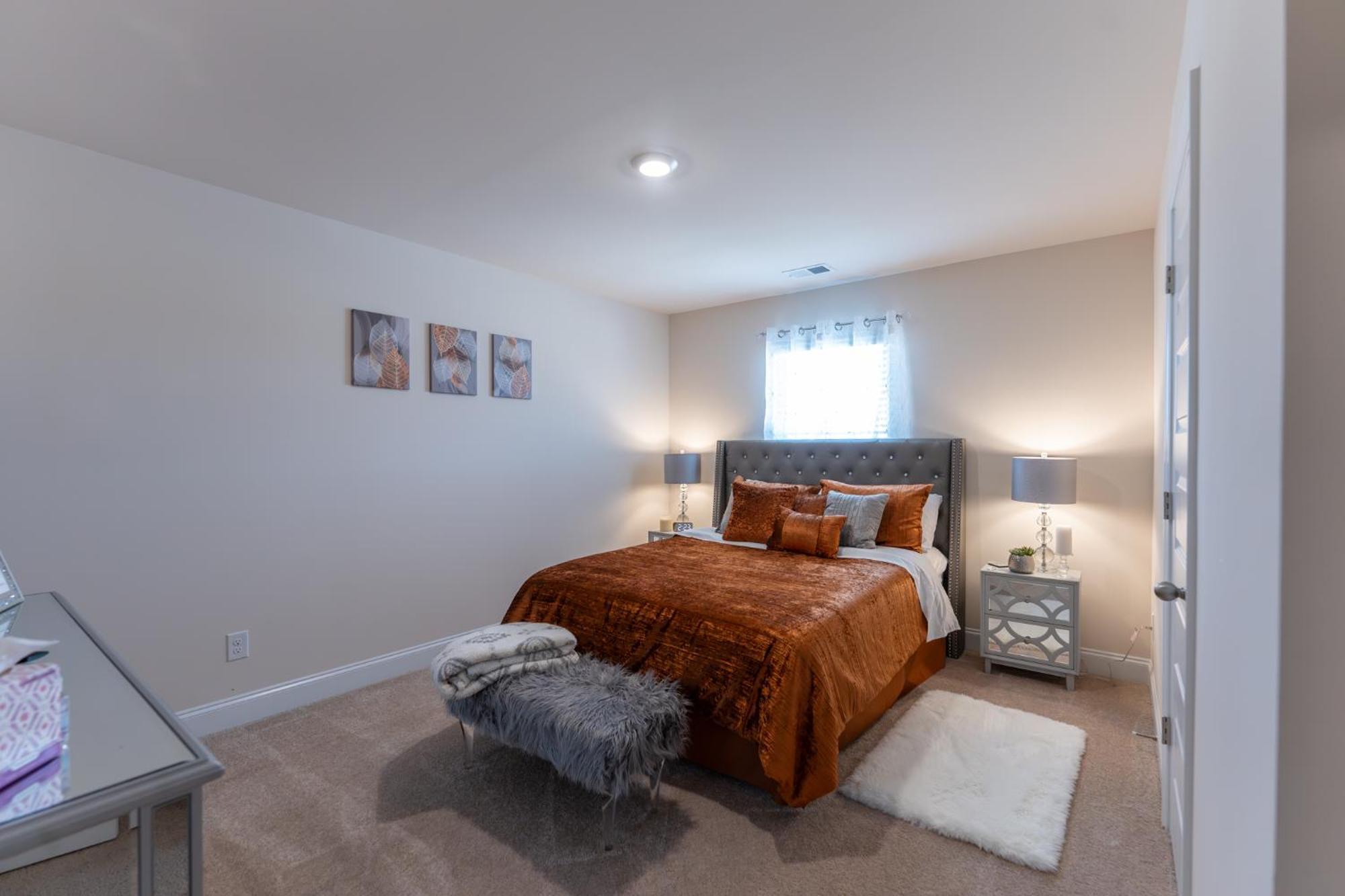 Luxury Bedroom With Private Bath Hampton Exterior foto